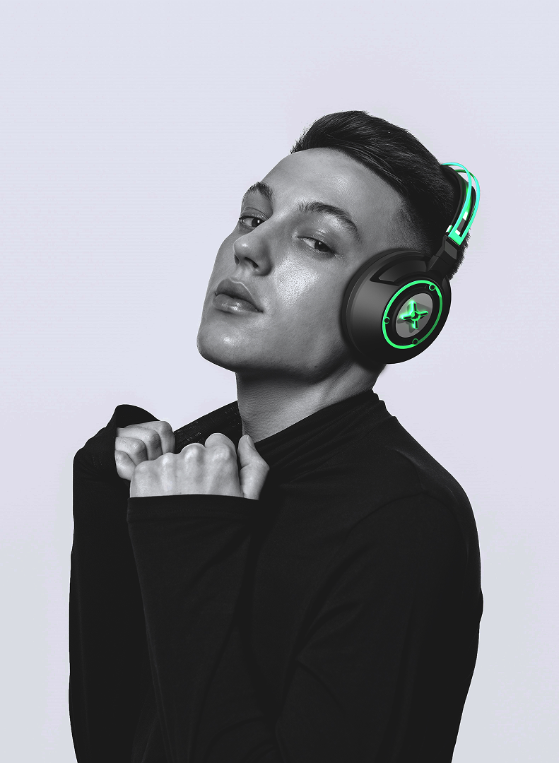 Alpha-G9-headphone-promotion