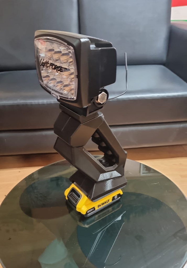 luxo-torch-product-showcase